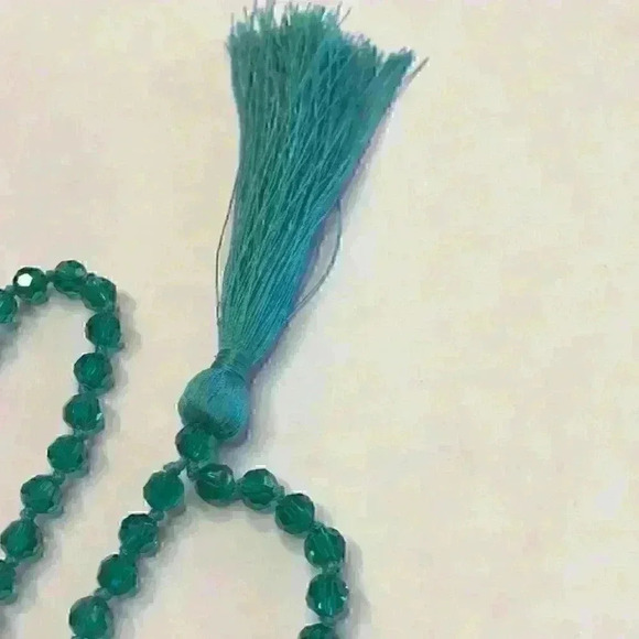 J Crew new Rumba Pendant Necklace in soft … - Picture 5 of 8